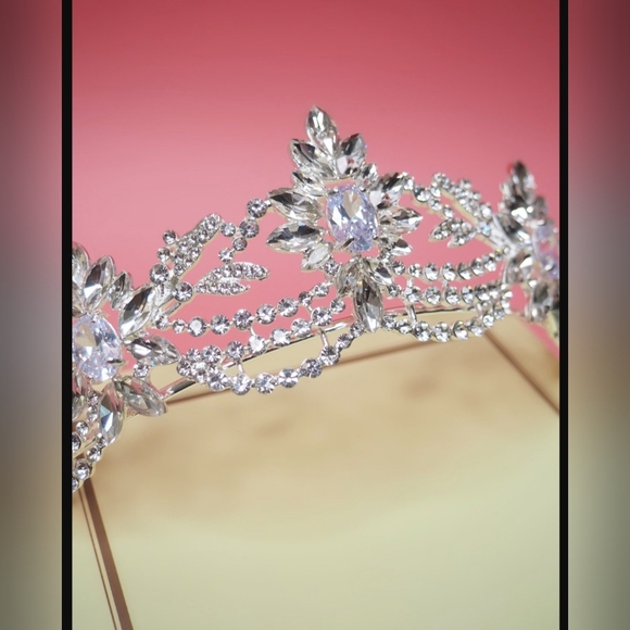 Cinderella inspired tiara - Picture 6 of 6
